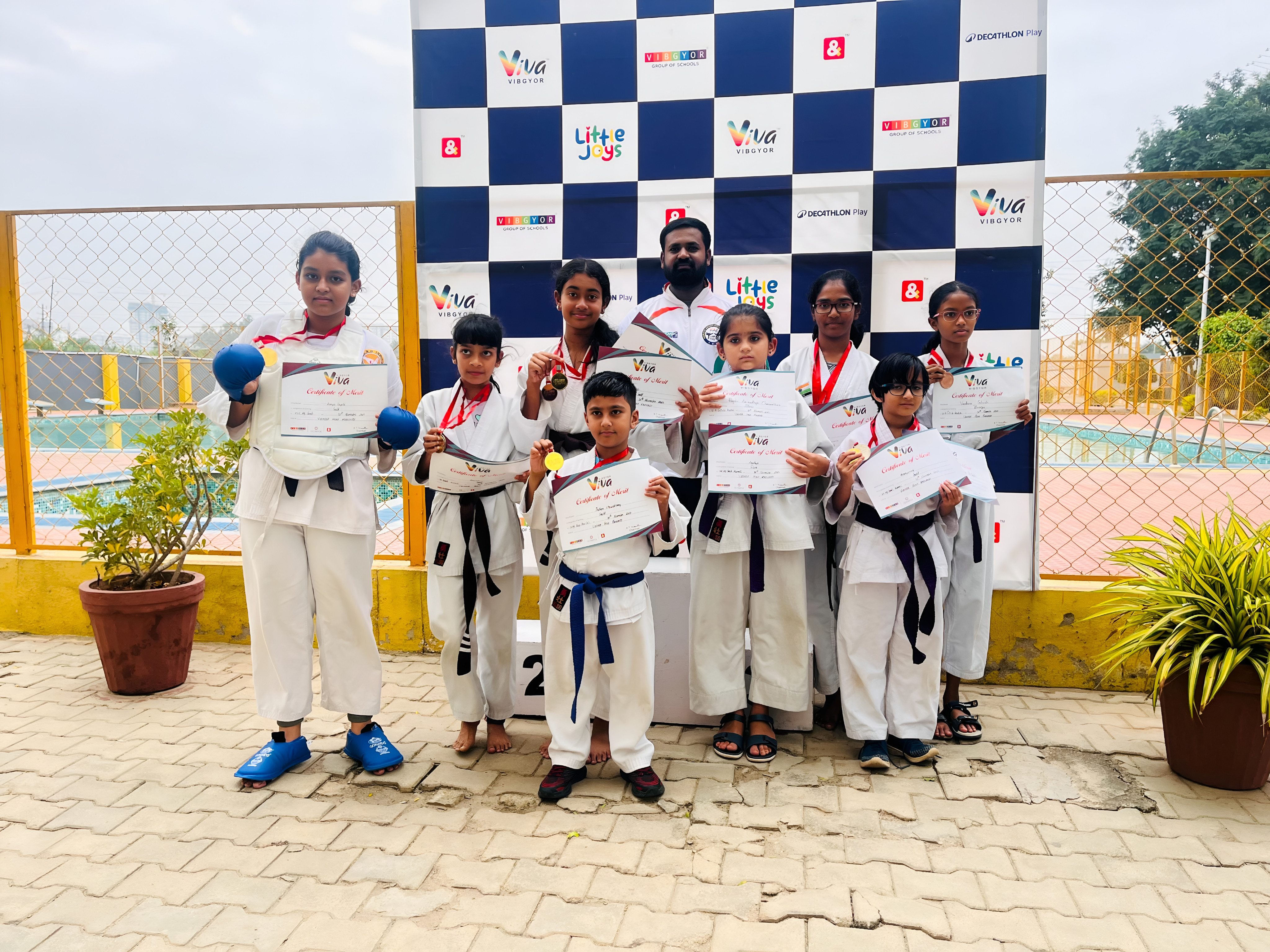 Viva Vibgyor medal winners with certificates